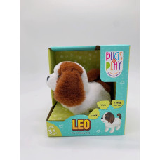 Pugs At Play Vaikštantis šuniukas LEO