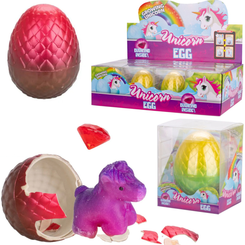 JEDNOROŻEC W JAJKU ROSNĄCY W WODZIE